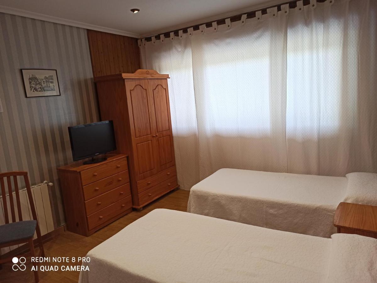 Hotel Hostal La Torre Santander Zewnętrze zdjęcie